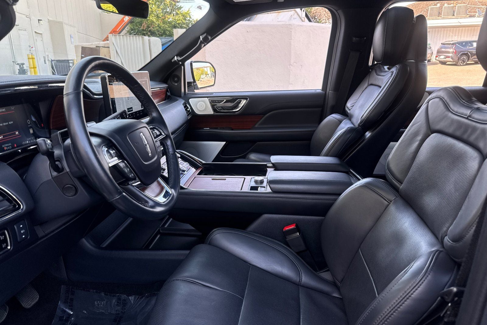 2023 Lincoln Navigator L Reserve