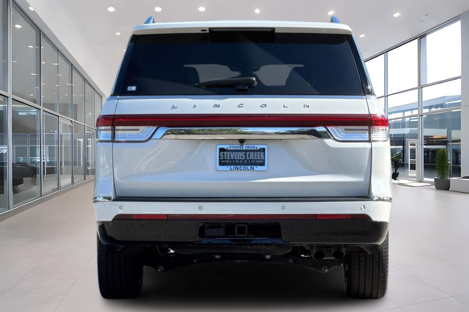 2023 Lincoln Navigator L Reserve