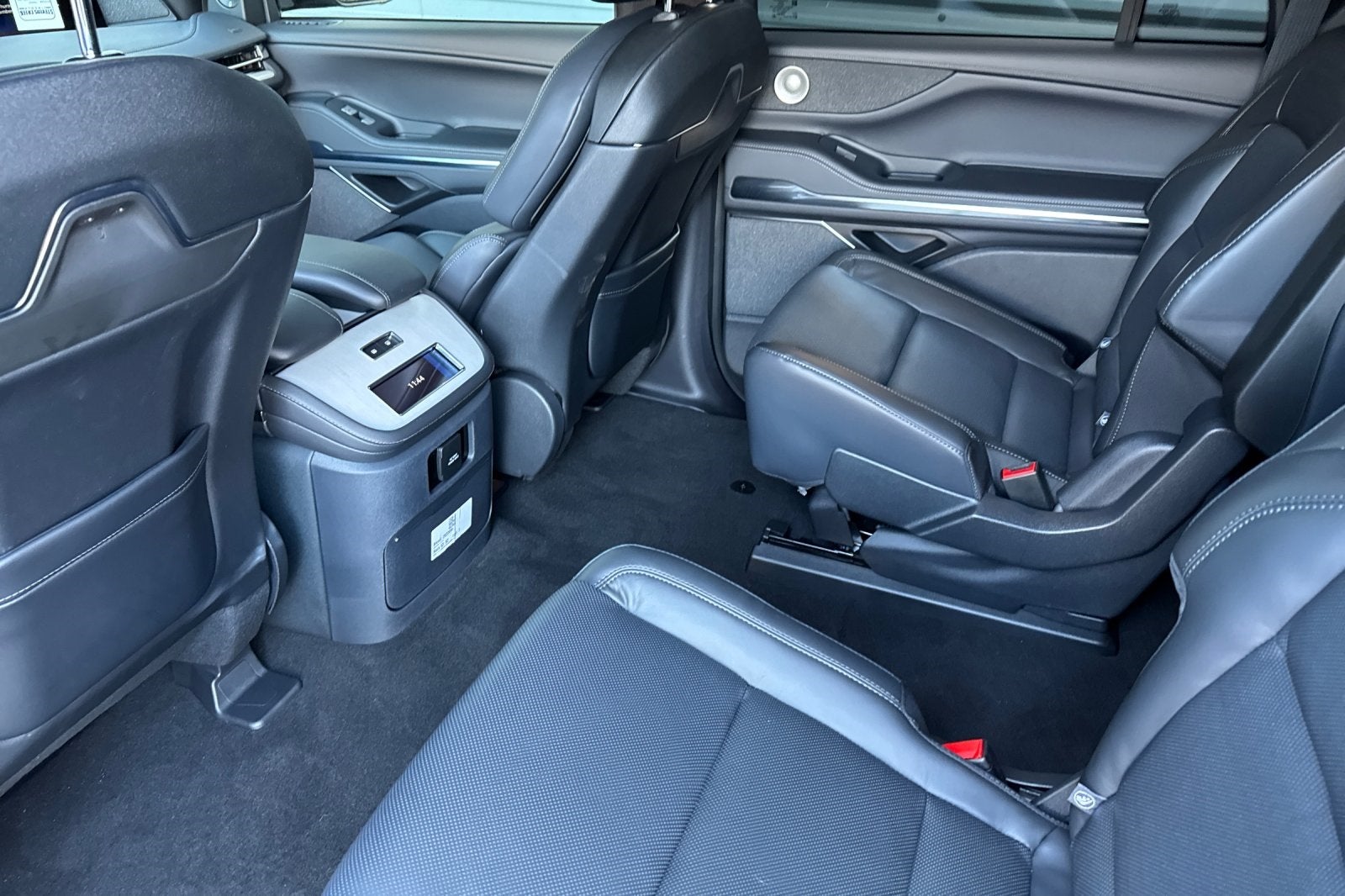 2025 Lincoln Navigator L Reserve