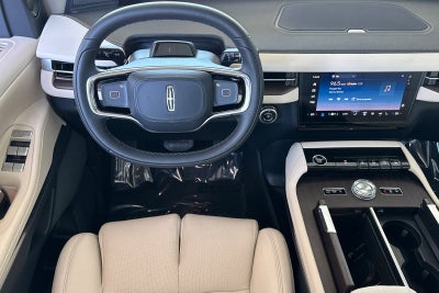 2027 Lincoln Navigator L Reserve