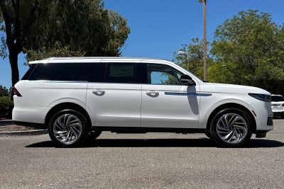 2027 Lincoln Navigator L Reserve