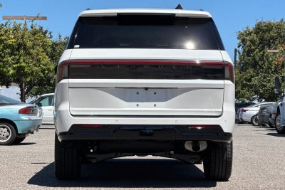 2027 Lincoln Navigator L Reserve