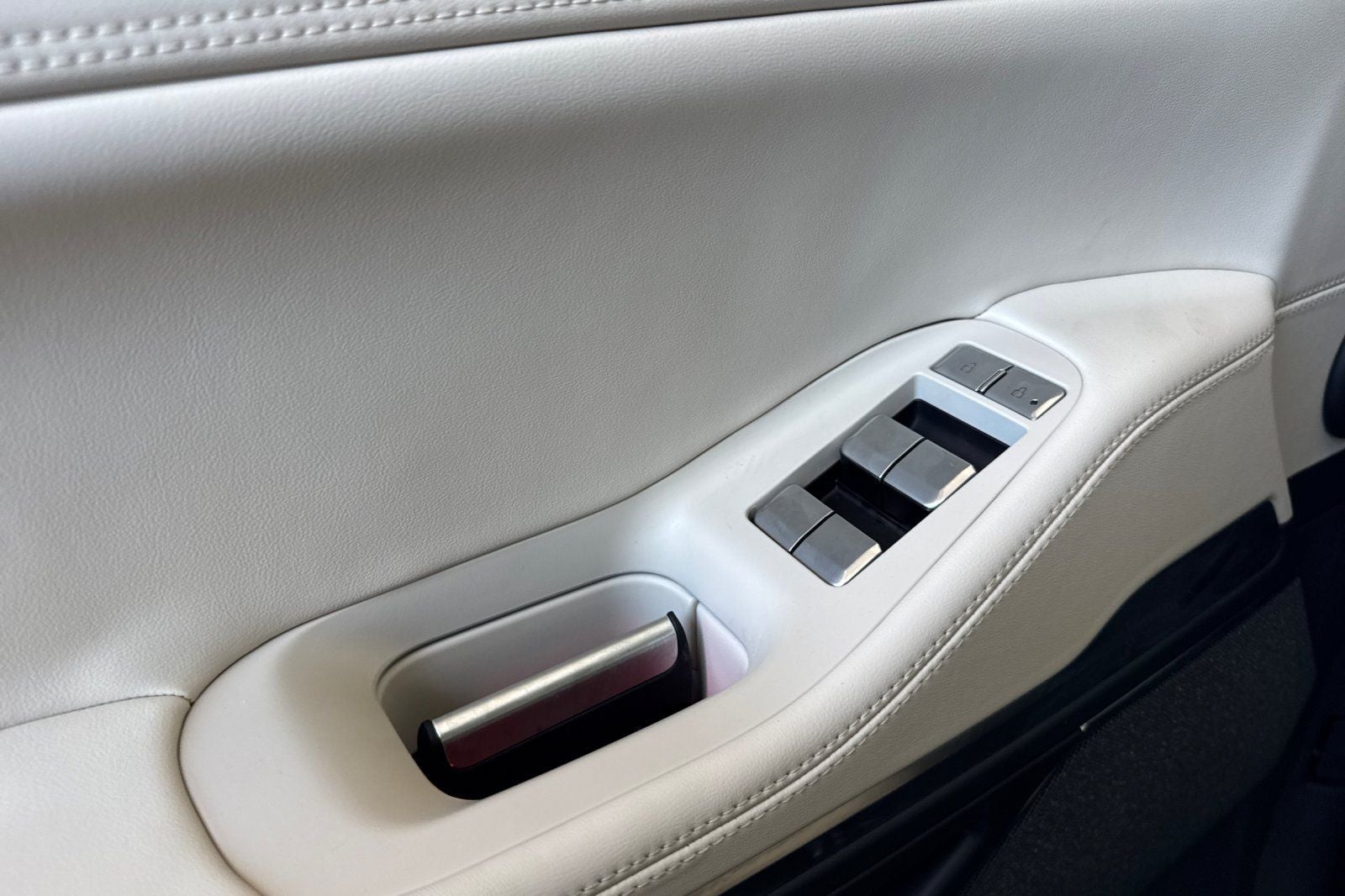2027 Lincoln Navigator L Reserve