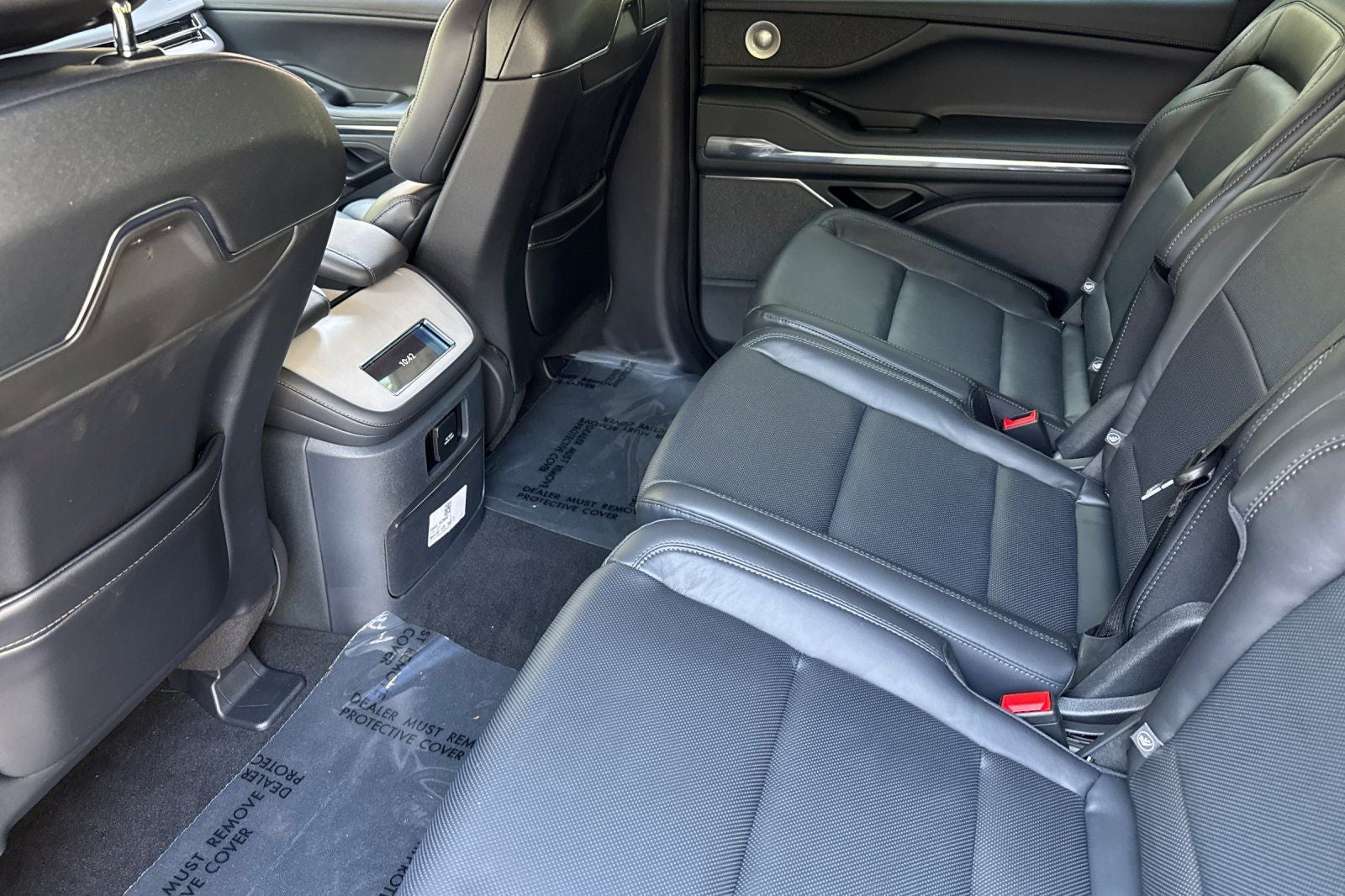 2027 Lincoln Navigator L Reserve