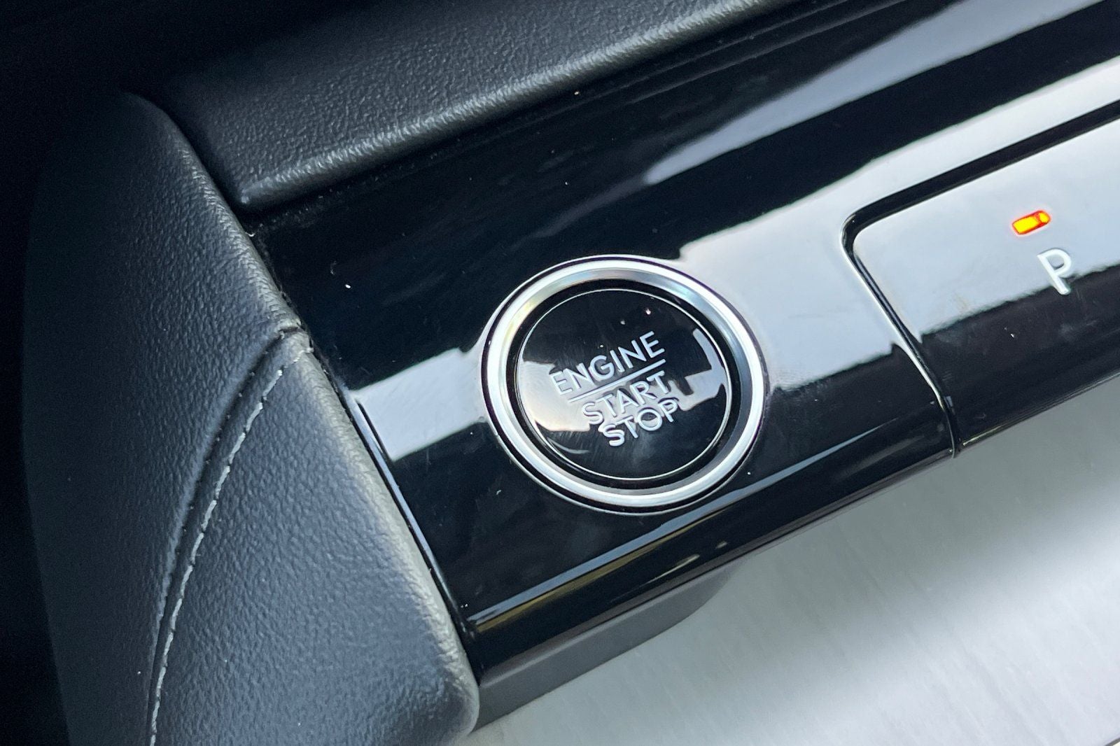 2025 Lincoln Navigator L Reserve Equipment Group 202A Reserve II