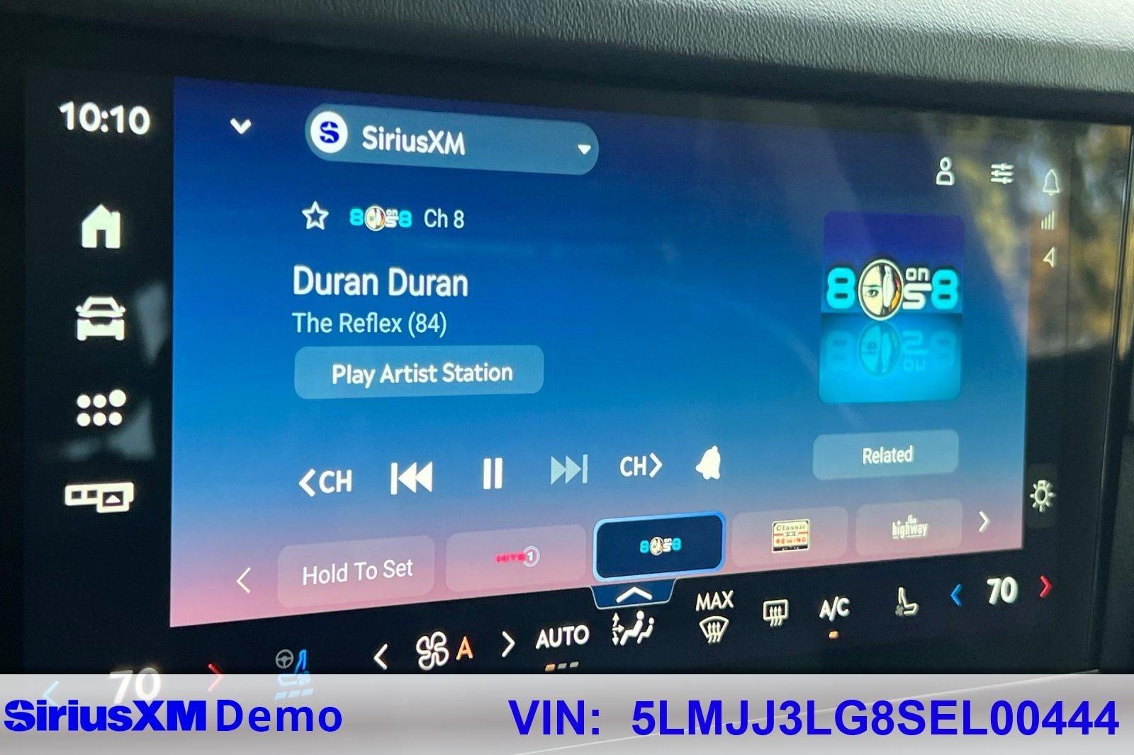 2025 Lincoln Navigator L Reserve Equipment Group 202A Reserve II