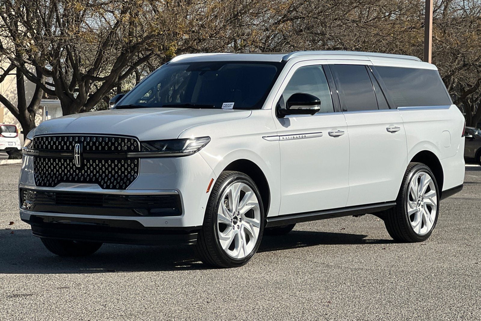2025 Lincoln Navigator L Reserve Equipment Group 202A Reserve II