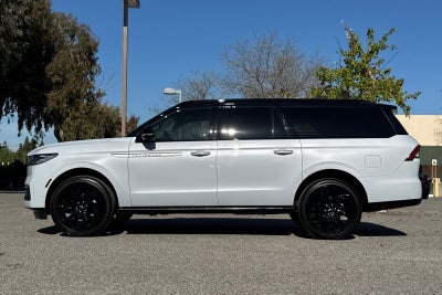 2025 Lincoln Navigator L Reserve Equipment Group 202A Reserve II