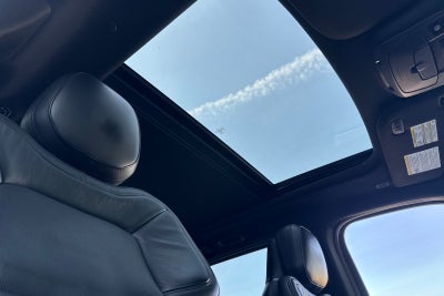 2021 Lincoln Navigator L Reserve Equipment Group 208A Reserve Monochromatic