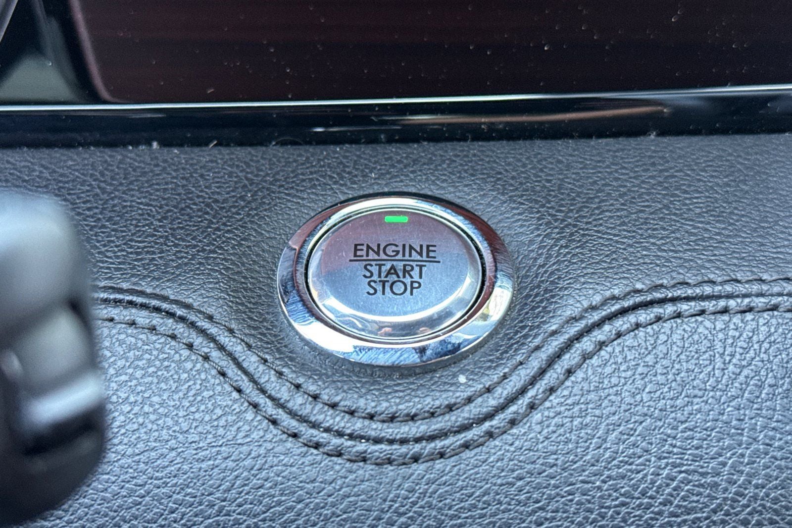 2021 Lincoln Navigator L Reserve Equipment Group 208A Reserve Monochromatic