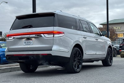 2022 Lincoln Navigator L L Reserve Luxury Package