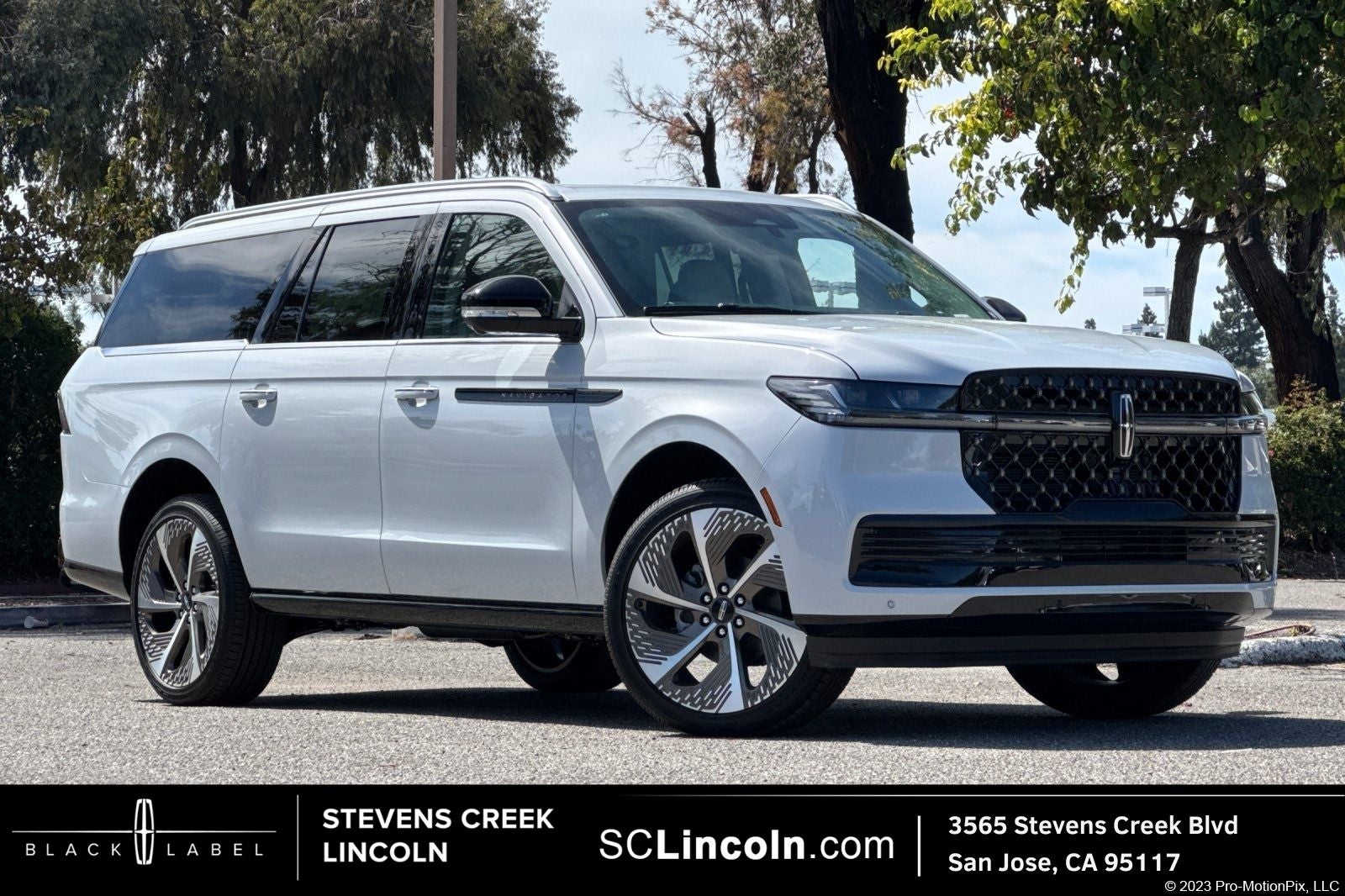2026 Lincoln Navigator L Black Label