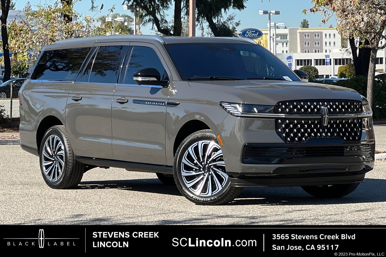 2025 Lincoln Navigator L Black Label