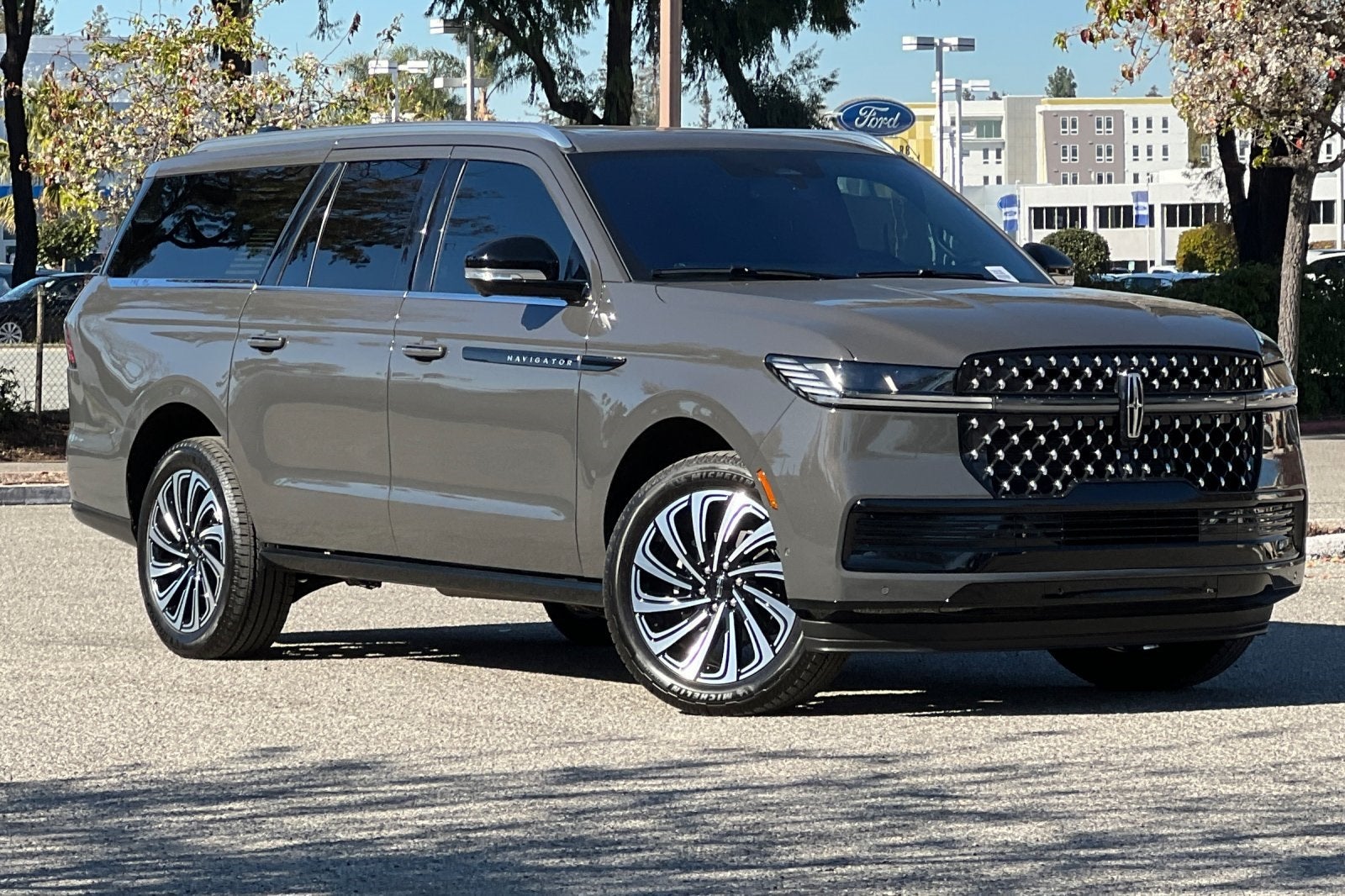2025 Lincoln Navigator L Black Label