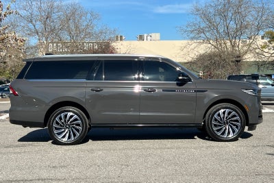 2025 Lincoln Navigator L Black Label