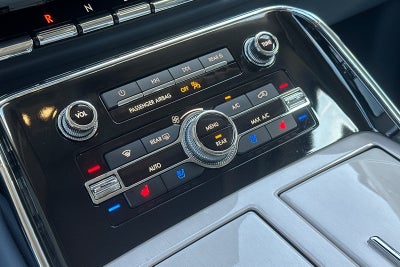2023 Lincoln Navigator L Black Label