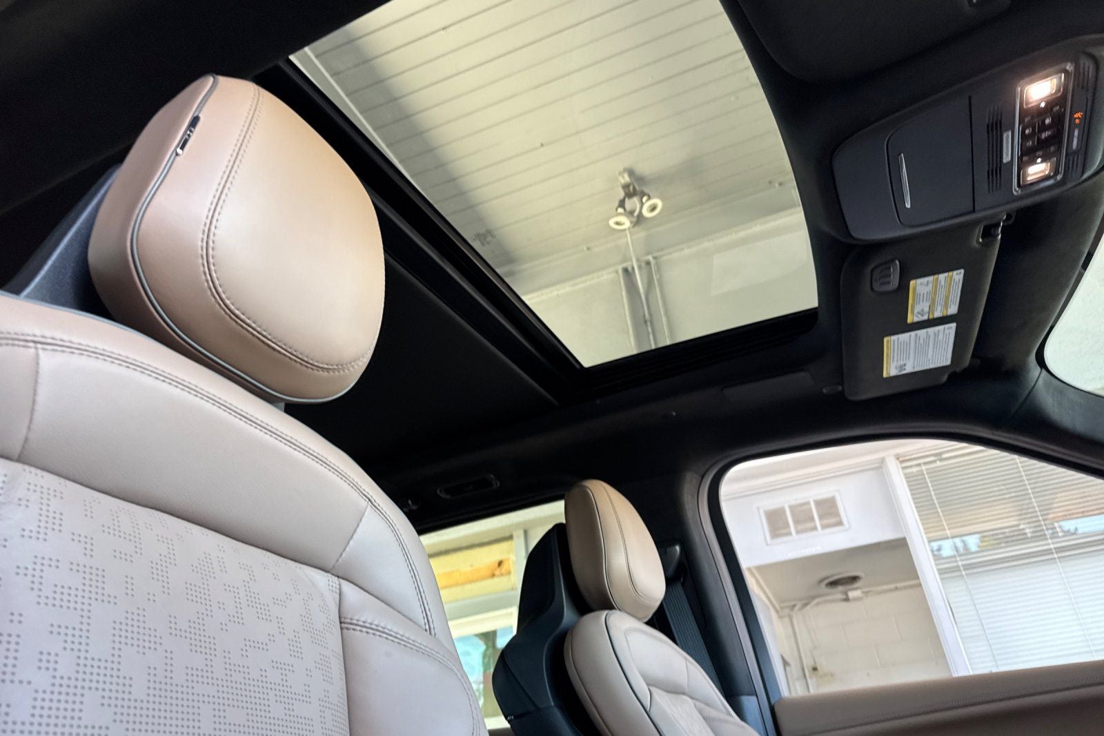 2027 Lincoln Navigator L Black Label