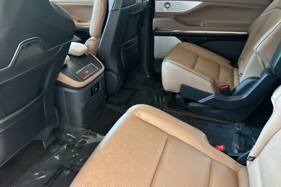 2027 Lincoln Navigator L Black Label