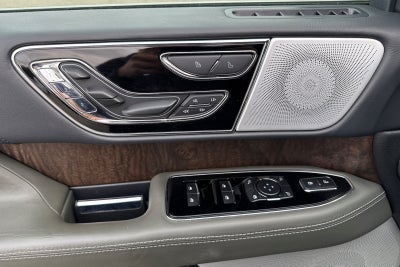 2022 Lincoln Navigator L Black Label