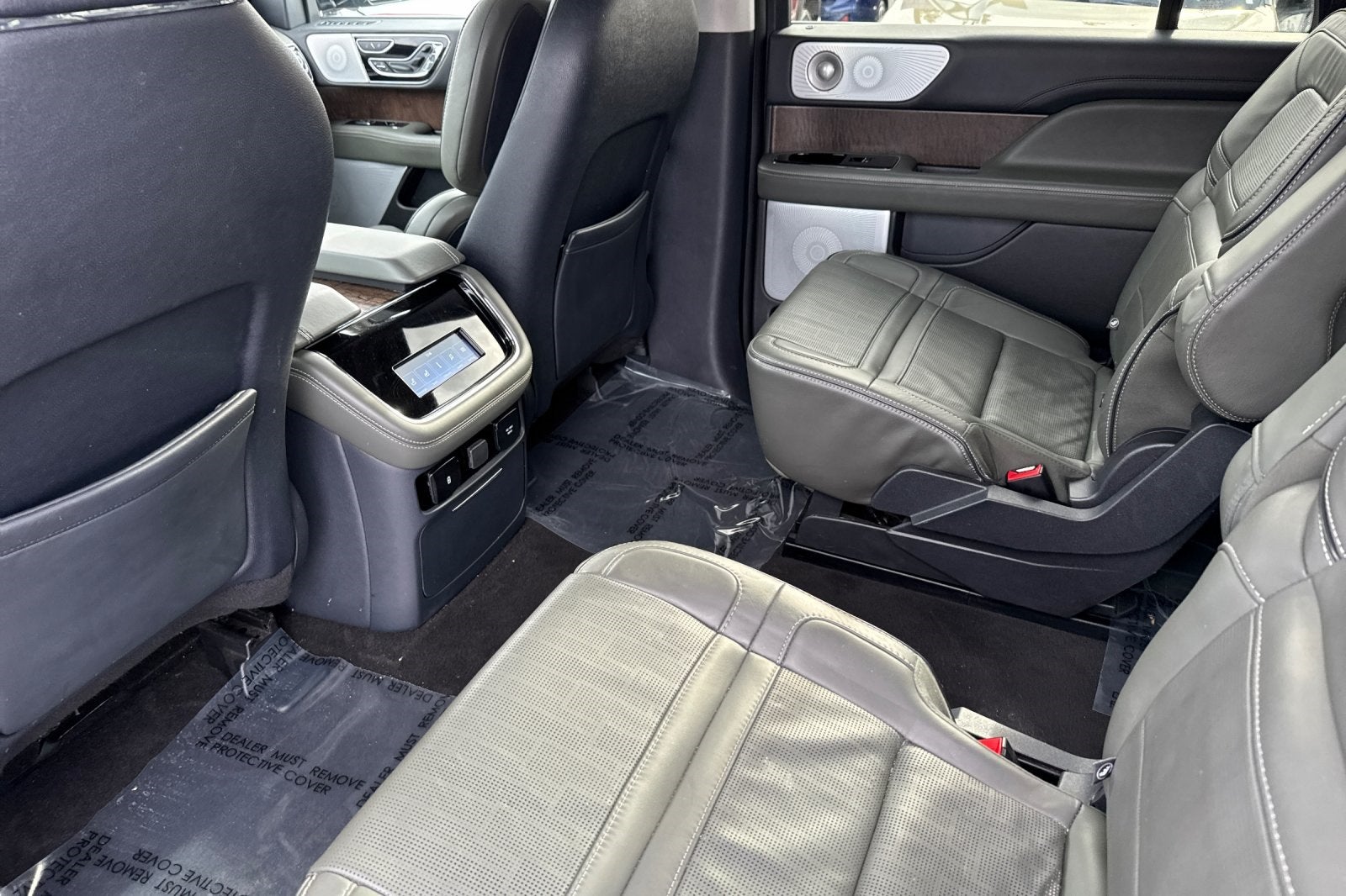 2022 Lincoln Navigator L Black Label