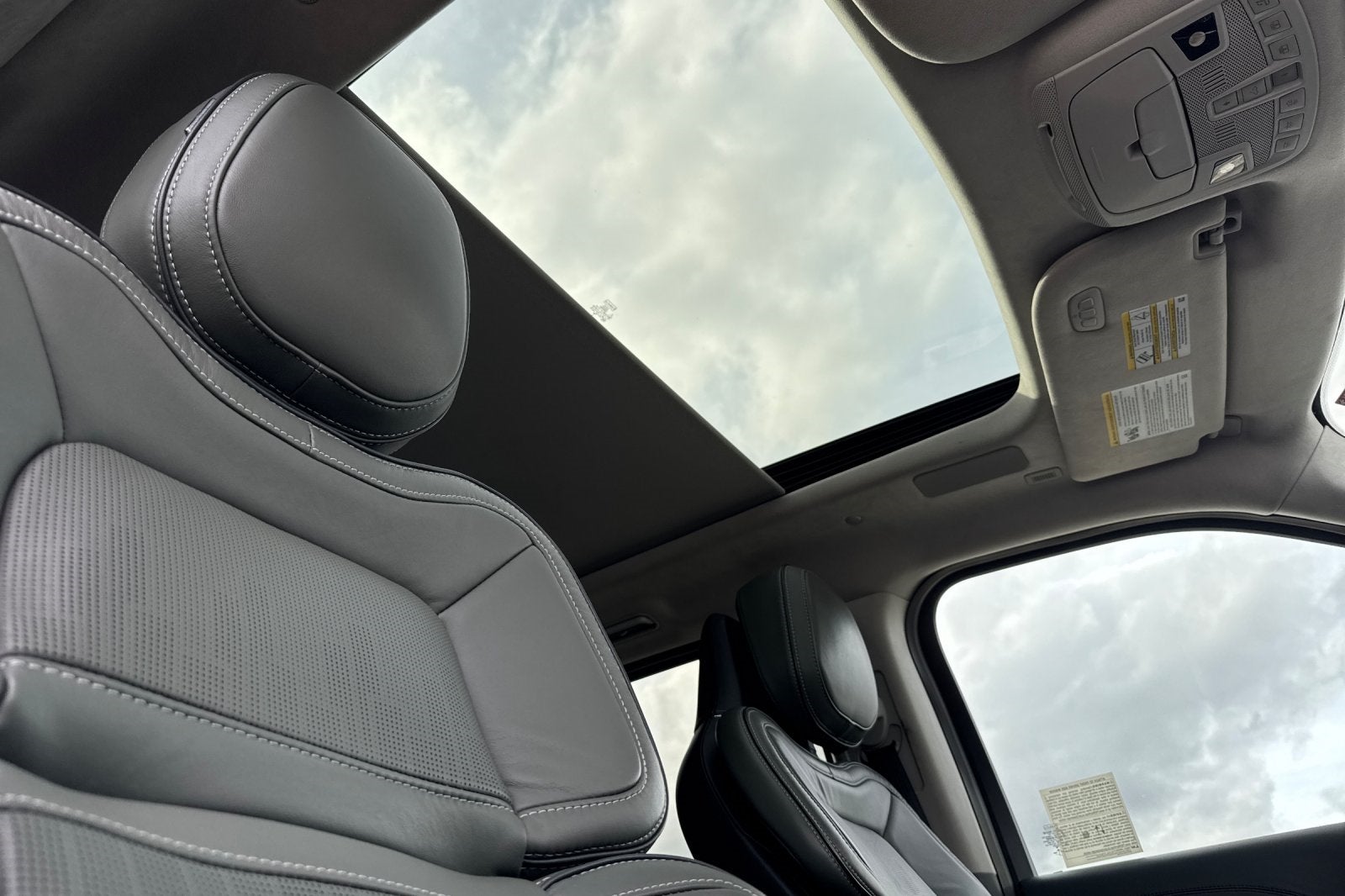 2022 Lincoln Navigator L Black Label