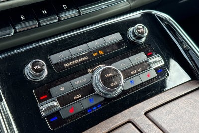 2022 Lincoln Navigator L Black Label