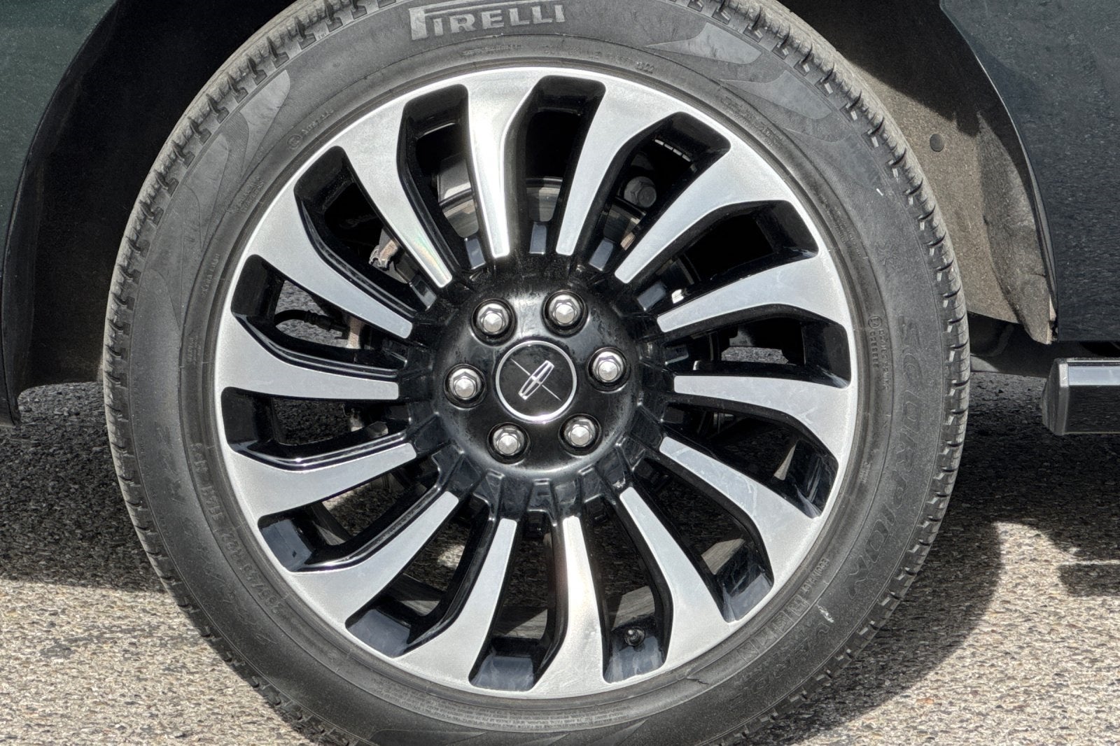 2022 Lincoln Navigator L Black Label