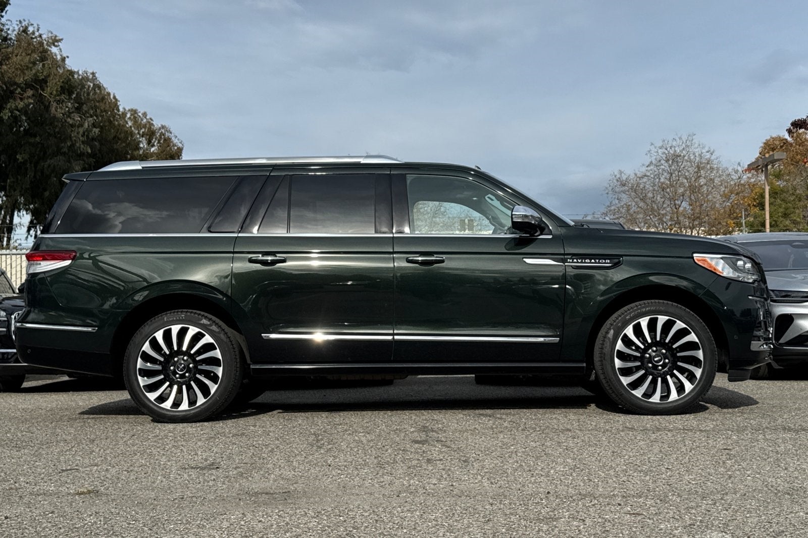 2022 Lincoln Navigator L Black Label