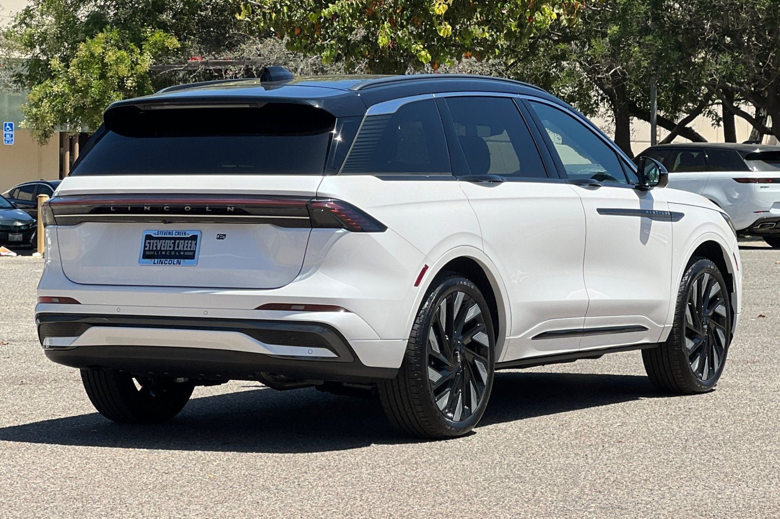 2026 Lincoln Nautilus Black Label