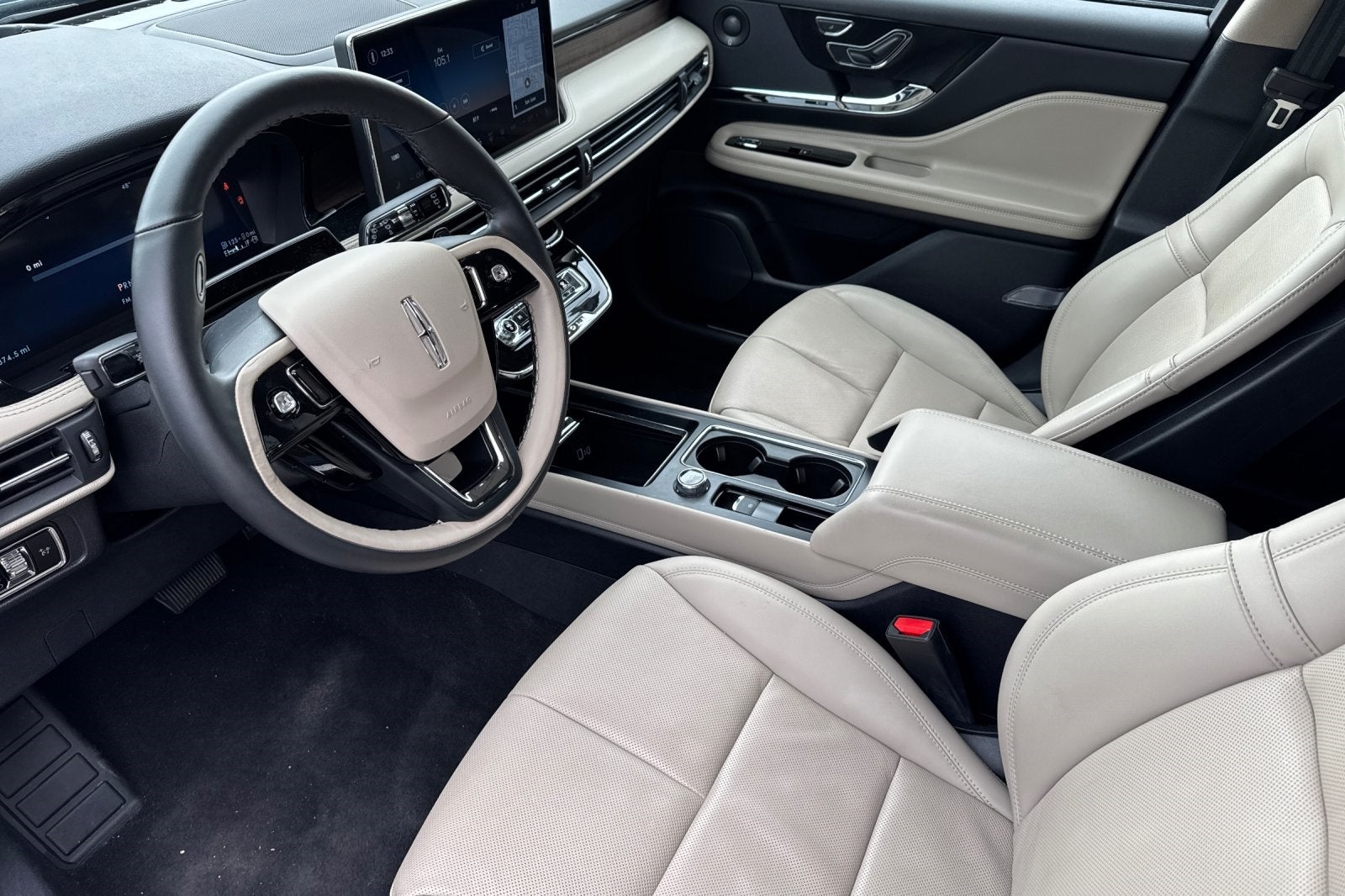 2025 Lincoln Corsair Plug-In Hybrid Grand Touring Equipment Group 302A