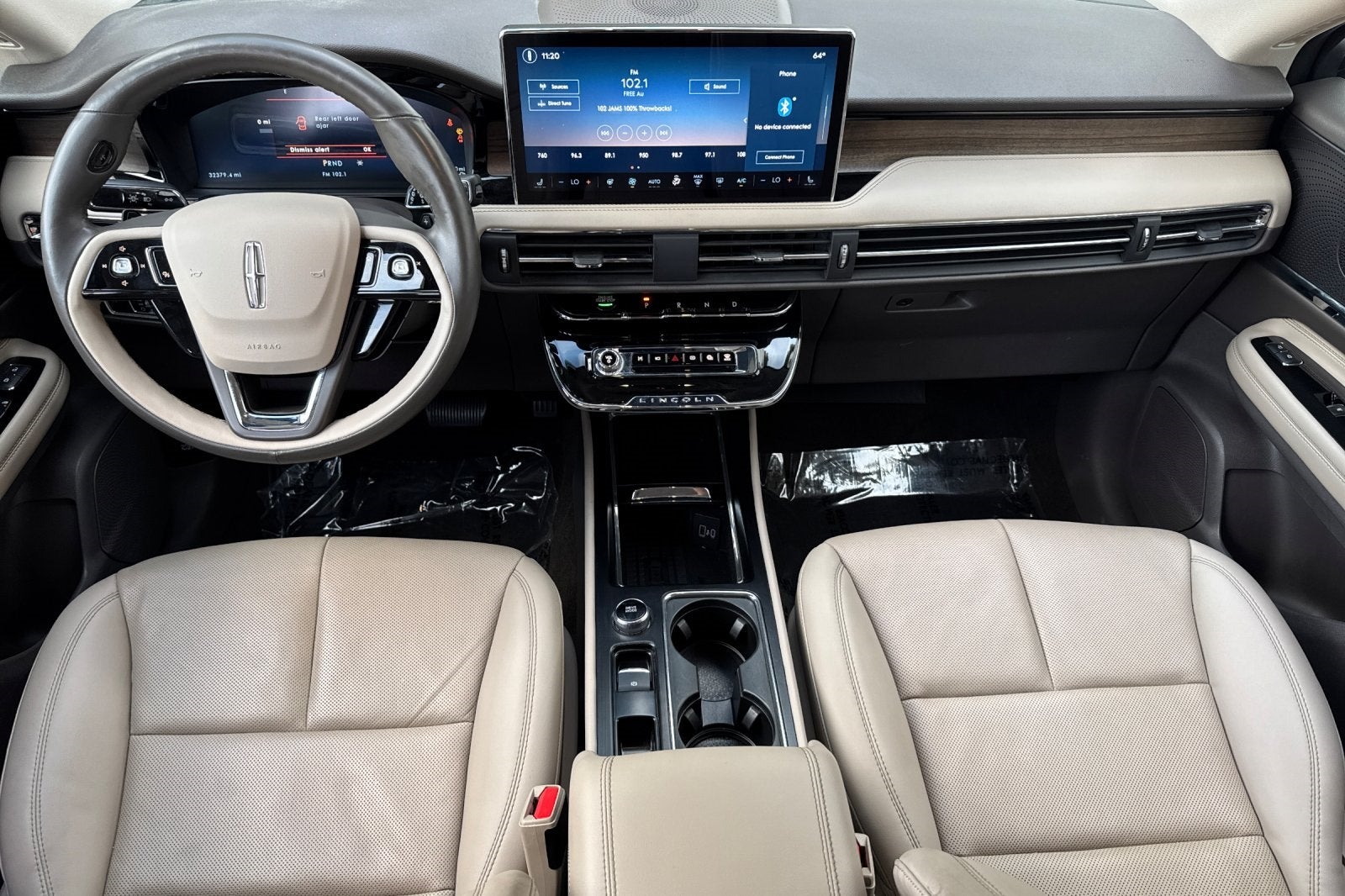 2023 Lincoln Corsair Plug-In Hybrid Grand Touring Equipment Group 301A