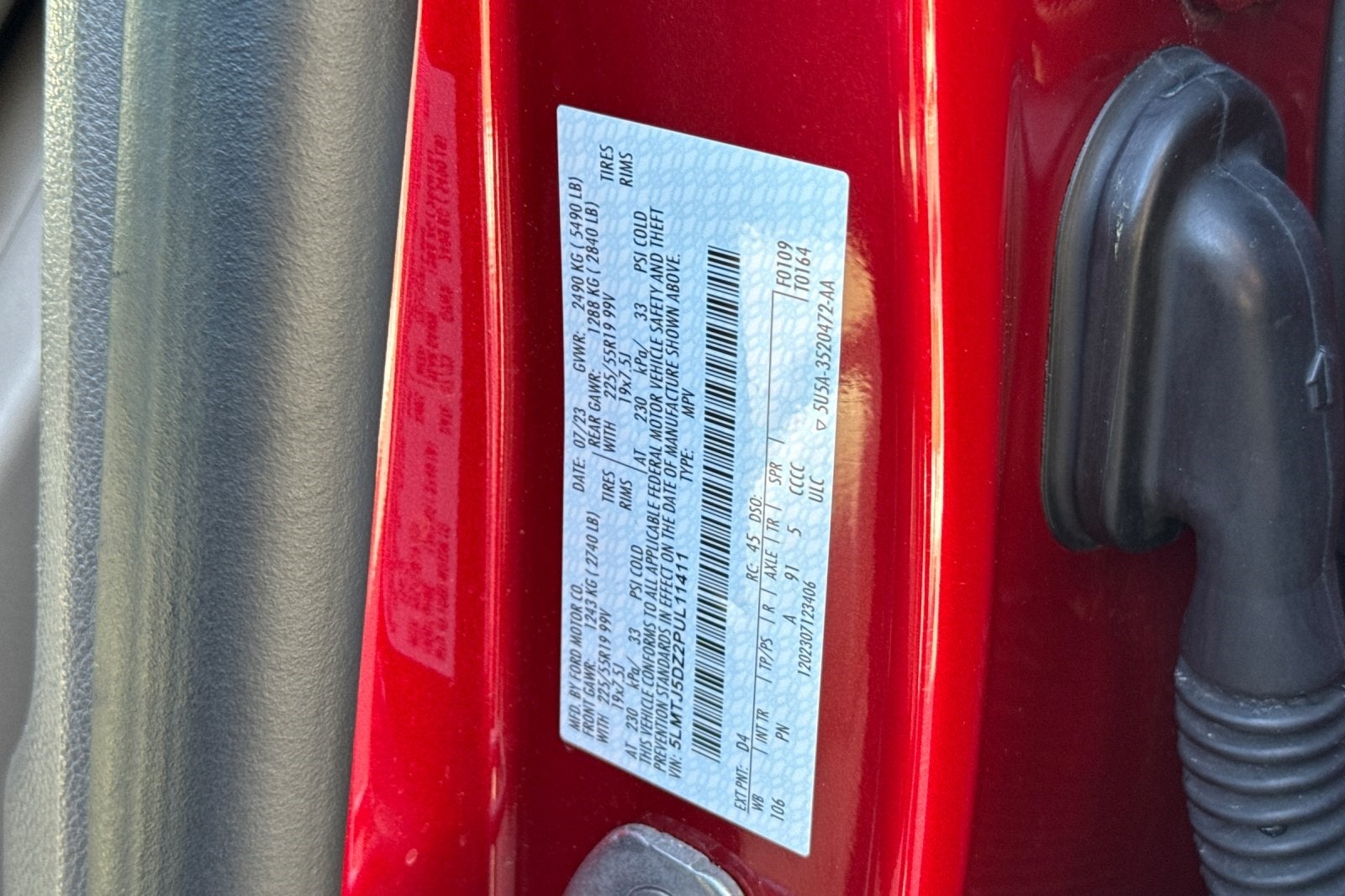 2023 Lincoln Corsair Plug-In Hybrid Grand Touring Equipment Group 301A