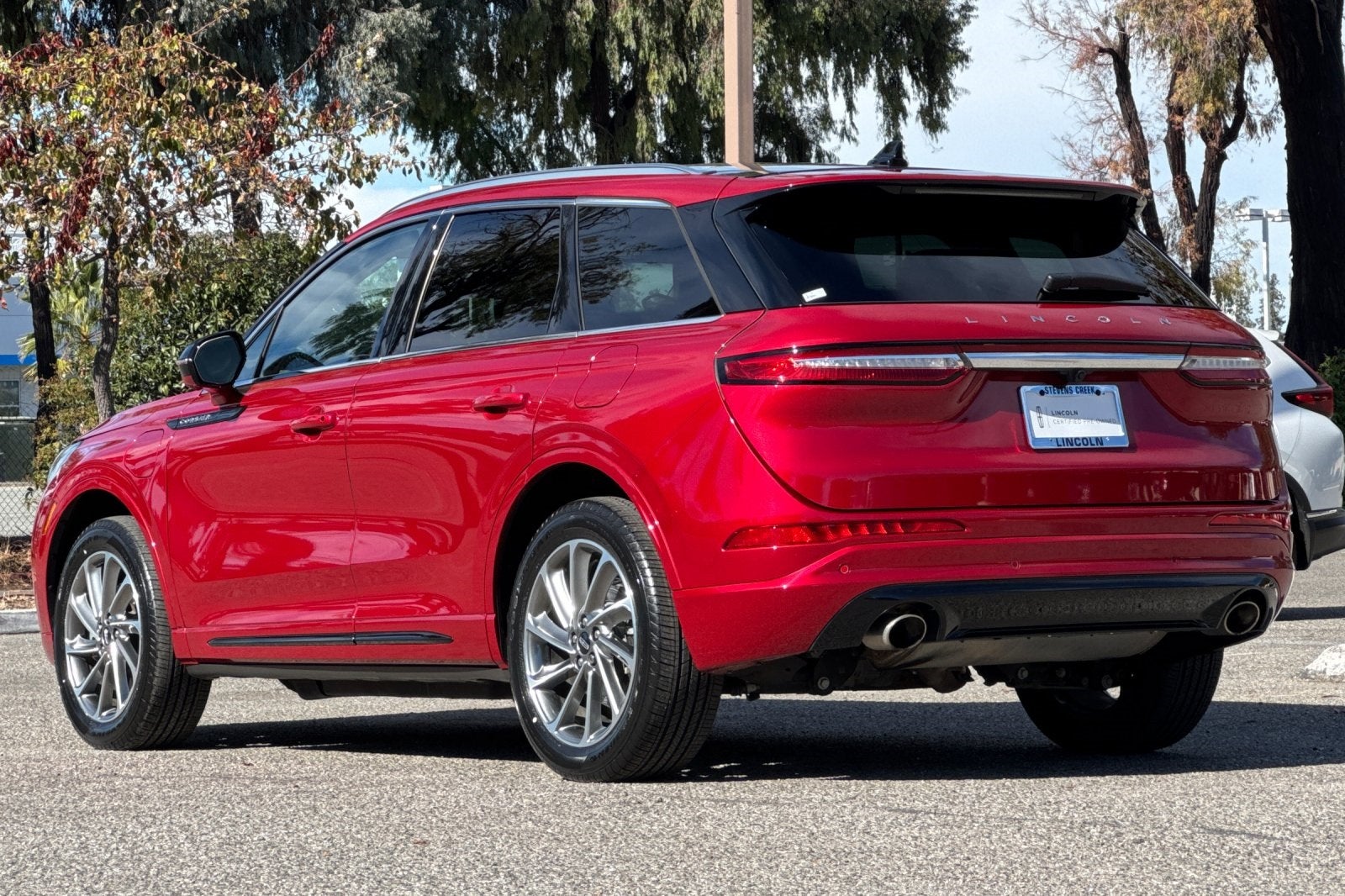 2023 Lincoln Corsair Plug-In Hybrid Grand Touring Equipment Group 301A