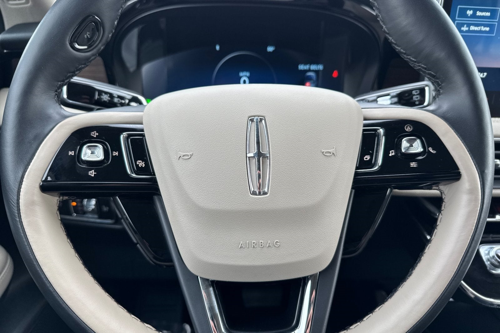 2025 Lincoln Corsair Plug-In Hybrid Grand Touring Equipment Group 301A