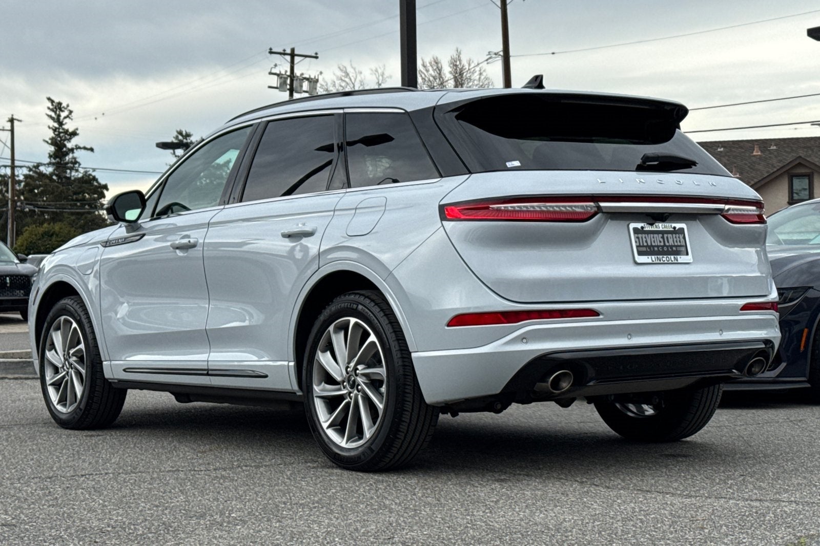 2025 Lincoln Corsair Plug-In Hybrid Grand Touring Equipment Group 301A