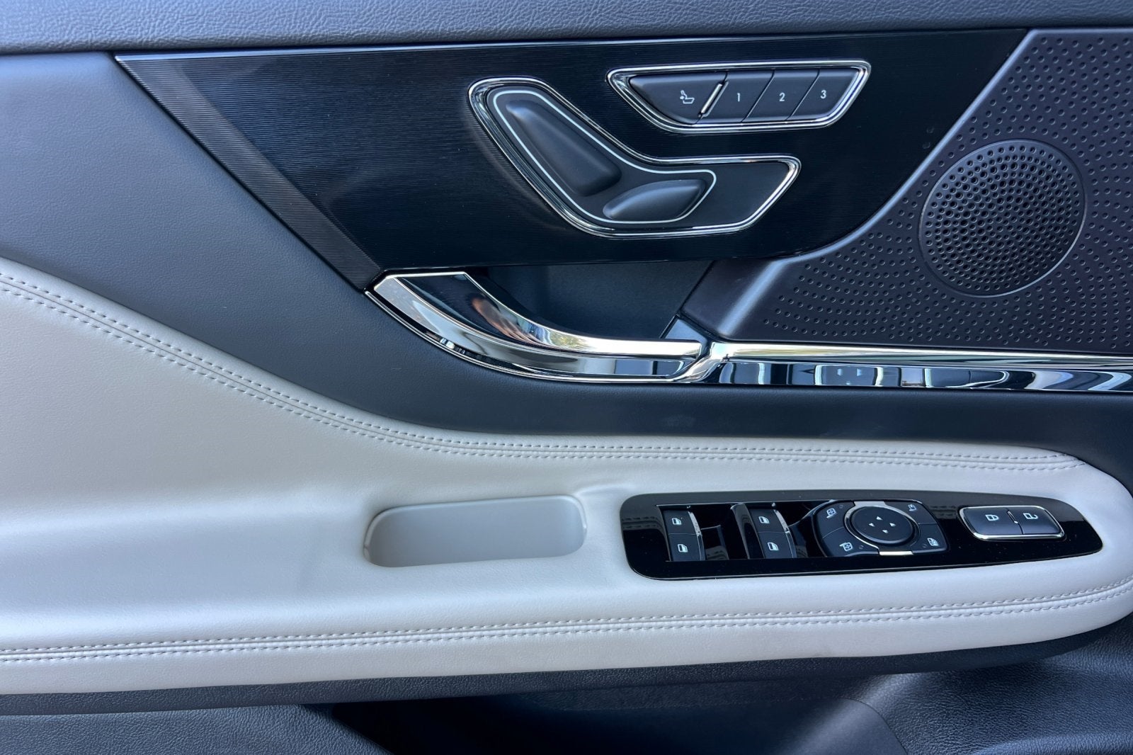 2025 Lincoln Corsair Plug-In Hybrid Grand Touring