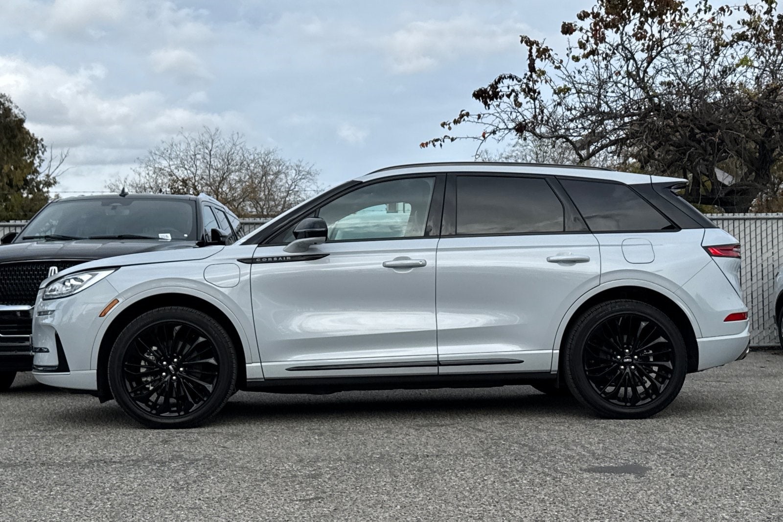 2025 Lincoln Corsair Plug-In Hybrid Grand Touring Equipment Group 302A