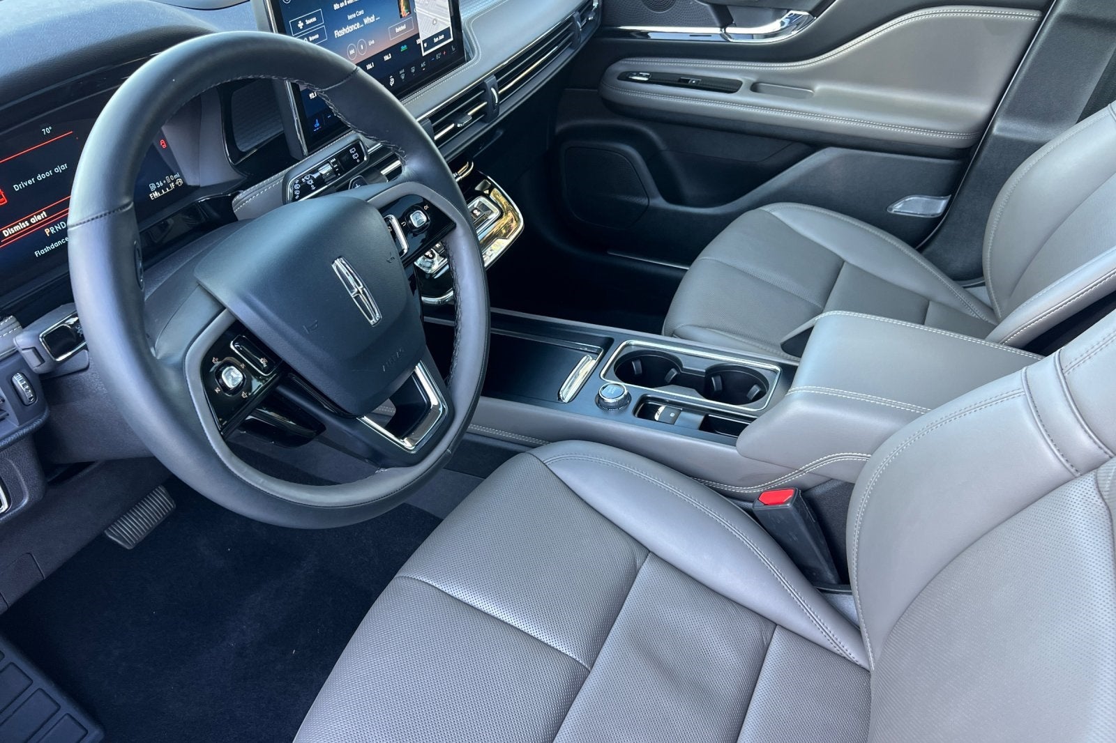 2025 Lincoln Corsair Plug-In Hybrid Grand Touring Equipment Group 301A