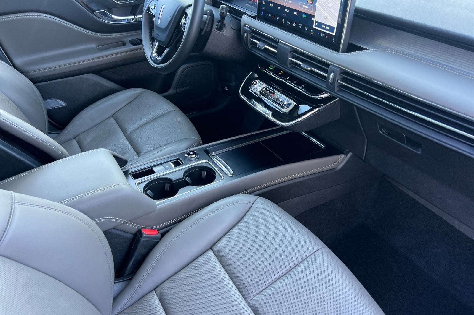 2025 Lincoln Corsair Plug-In Hybrid Grand Touring Equipment Group 301A