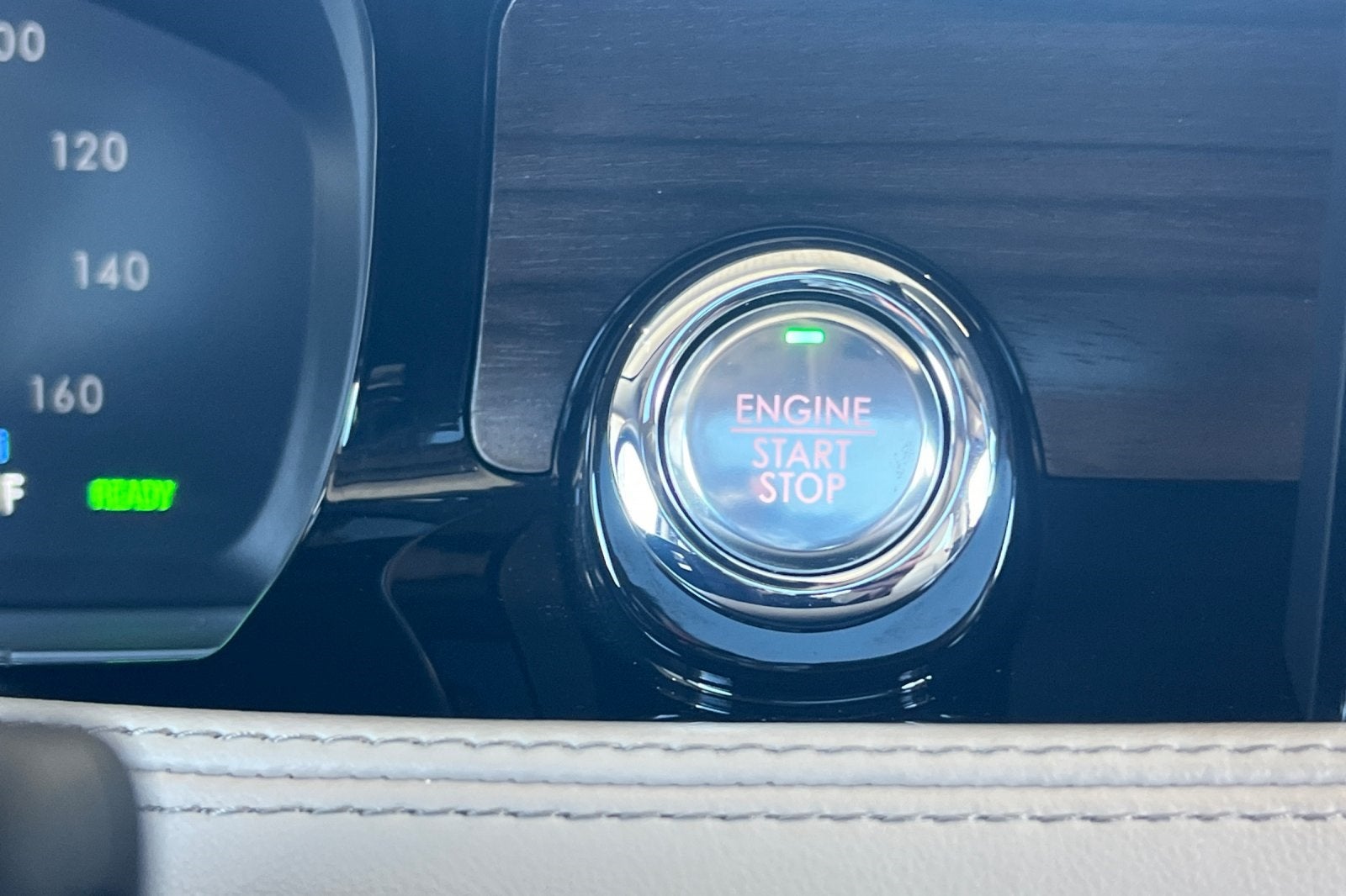 2022 Lincoln Corsair Grand Touring Equipment Group 300A