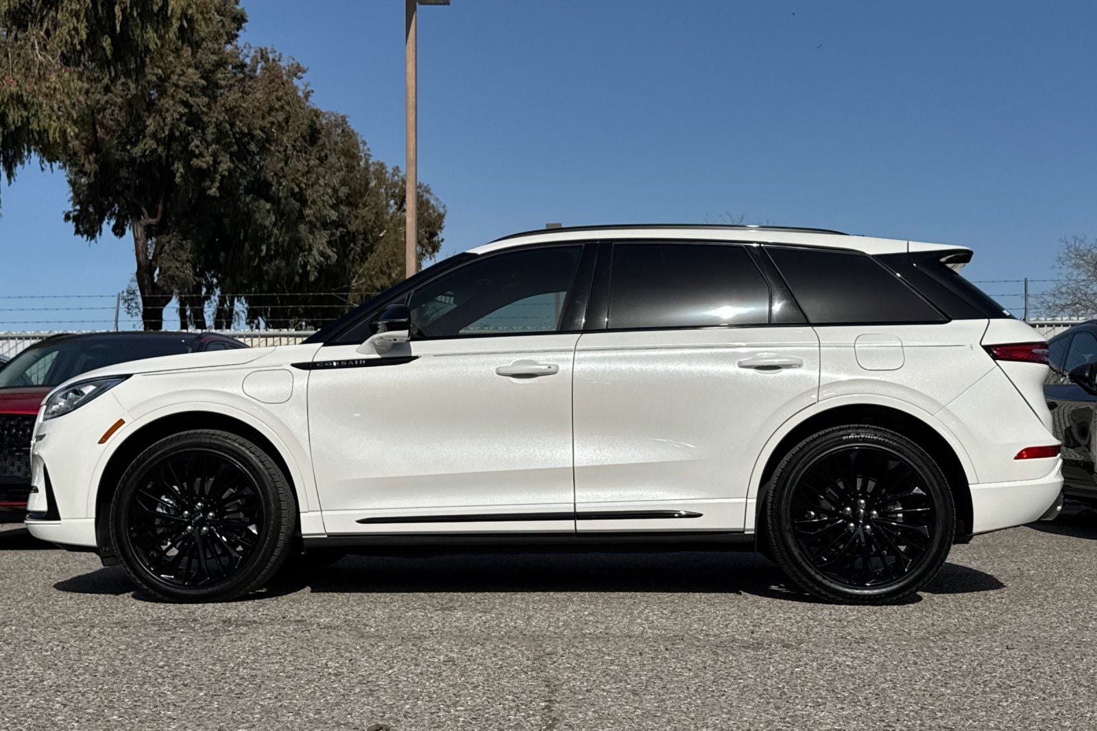 2025 Lincoln Corsair Plug-In Hybrid Grand Touring Equipment Group 302A