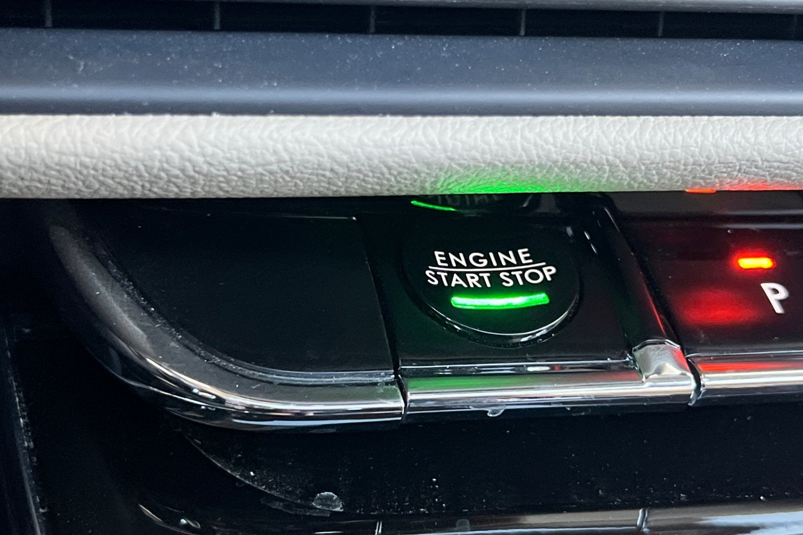 2025 Lincoln Corsair Plug-In Hybrid Grand Touring Equipment Group 301A