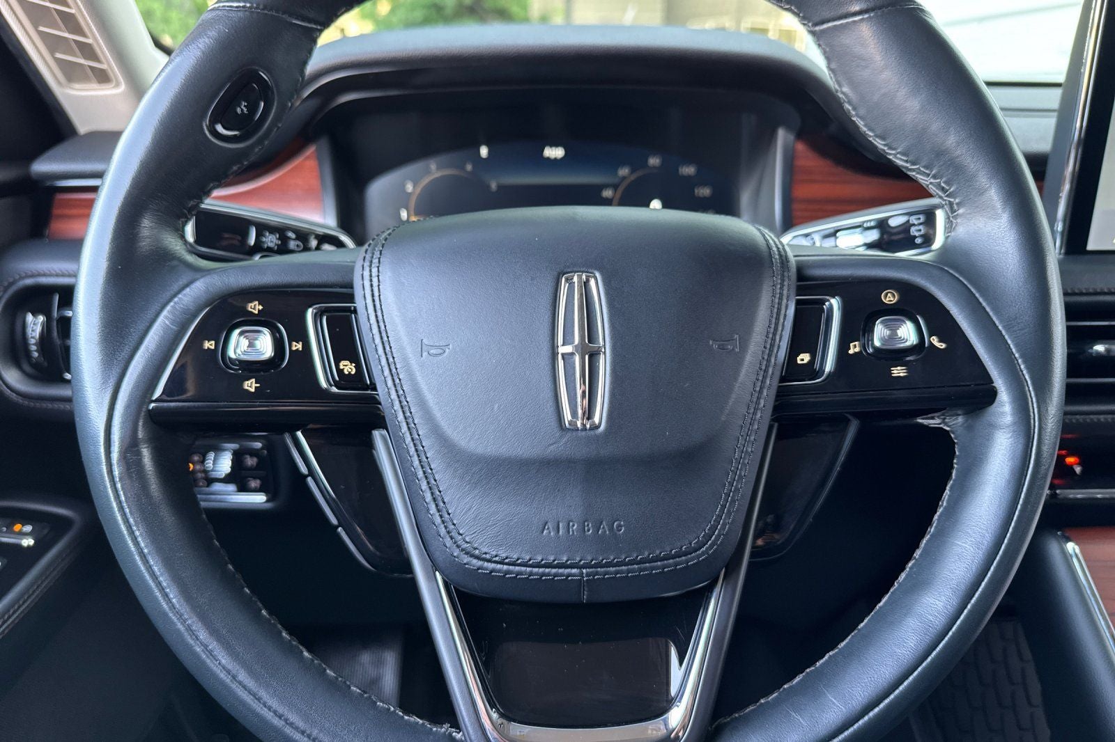 2023 Lincoln Aviator Plug-In Hybrid Grand Touring Equipment Group 301A