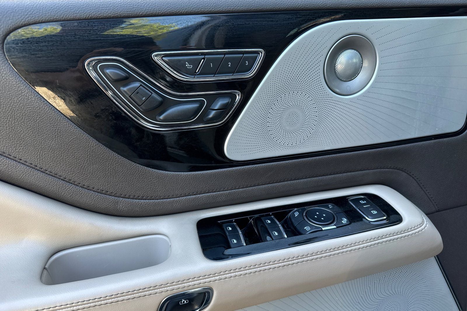 2023 Lincoln Aviator Plug-In Hybrid Grand Touring