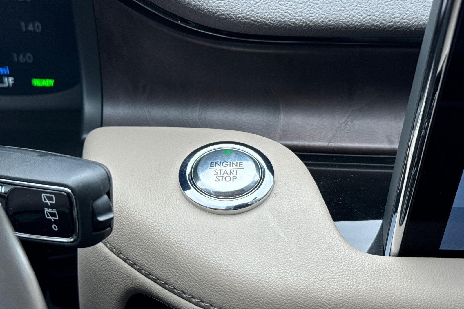 2023 Lincoln Aviator Plug-In Hybrid Grand Touring Equipment Group 301A