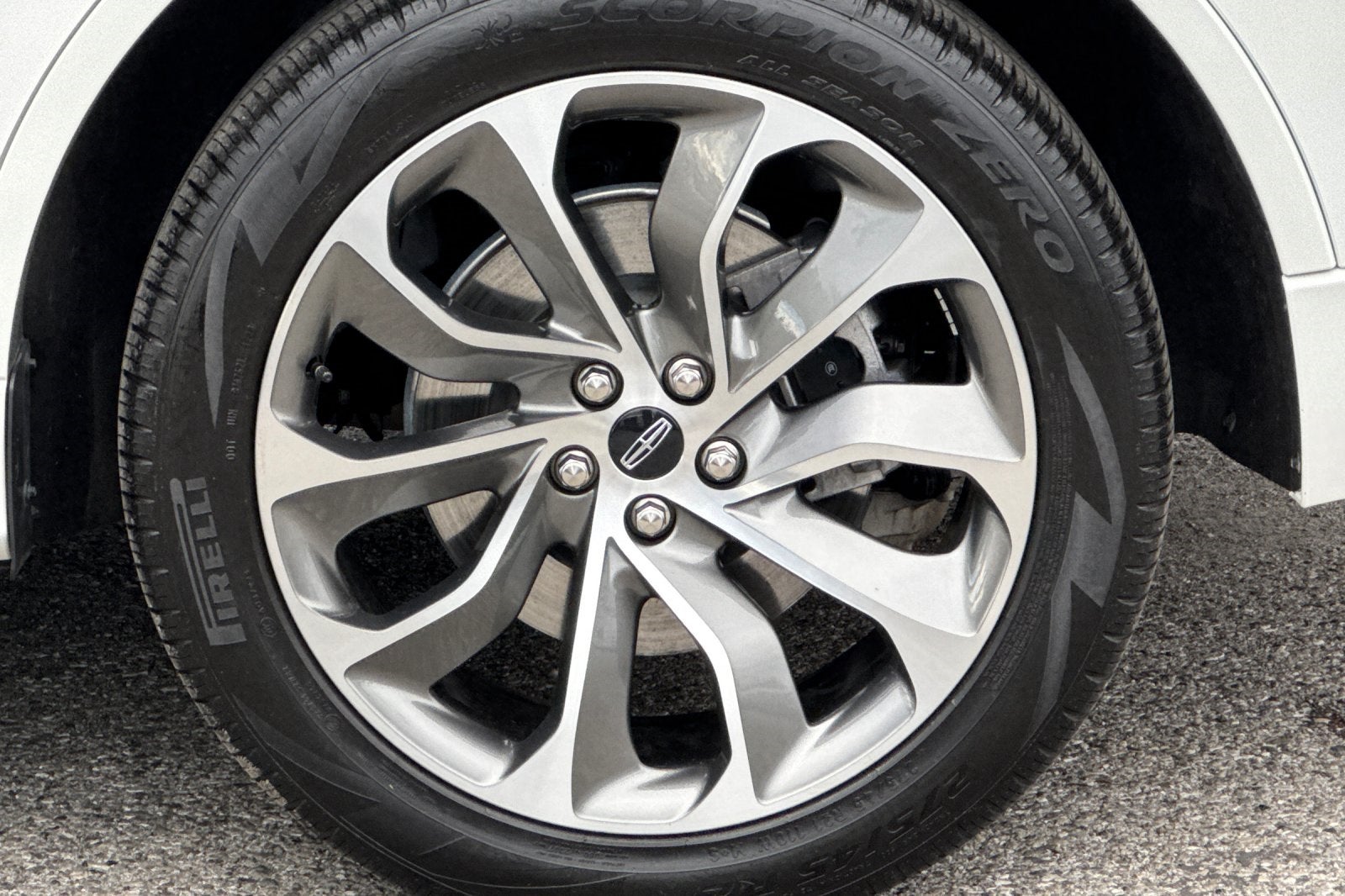 2023 Lincoln Aviator Plug-In Hybrid Grand Touring Equipment Group 301A