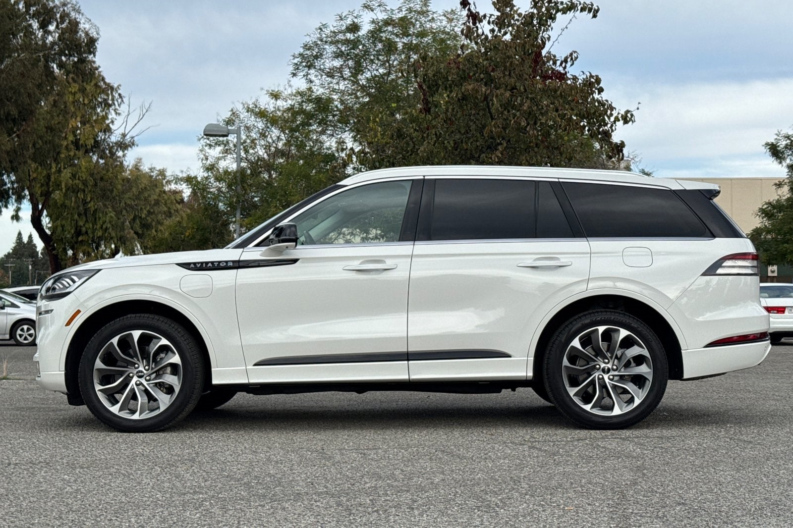 2022 Lincoln Aviator Plug-In Hybrid Grand Touring Equipment Group 300A
