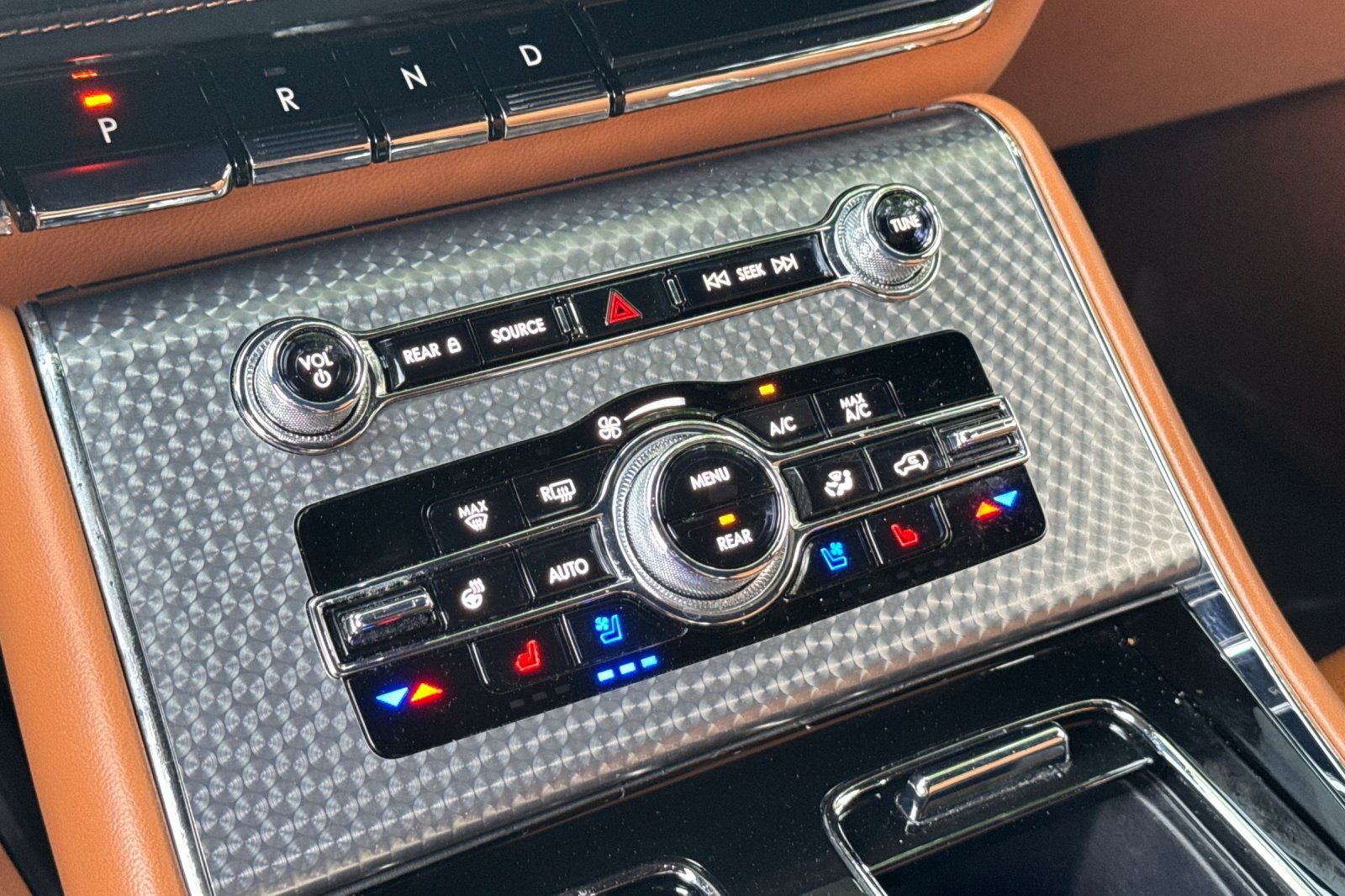 2022 Lincoln Aviator Plug-In Hybrid Black Label Grand Touring