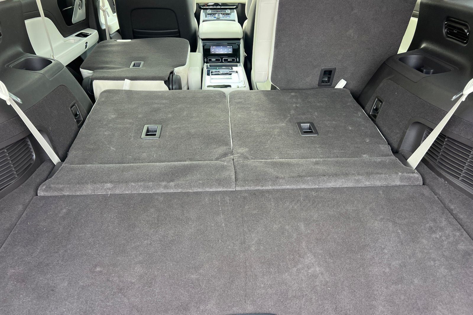 2023 Lincoln Aviator Plug-In Hybrid Black Label Grand Touring Equipment Group 900A