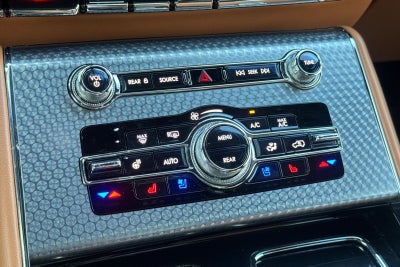 2023 Lincoln Aviator Plug-In Hybrid Black Label Grand Touring